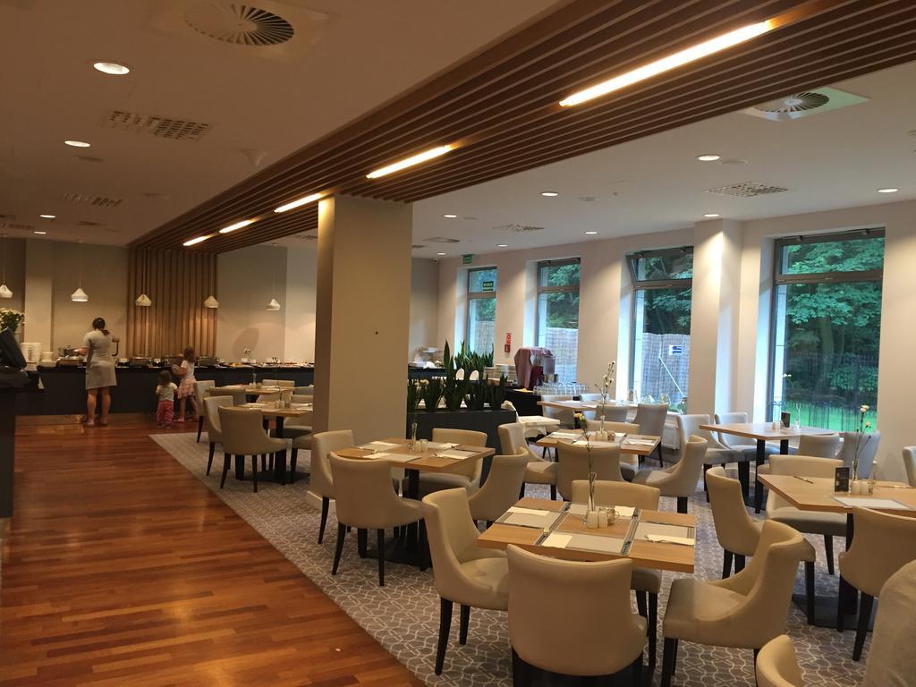 Apartament Przy Plazy - Darmowe Spa, Basen, Hotel Diune Kołobrzeg Exteriör bild